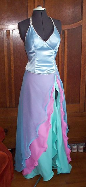 08-30-04, Courtney's gown 1